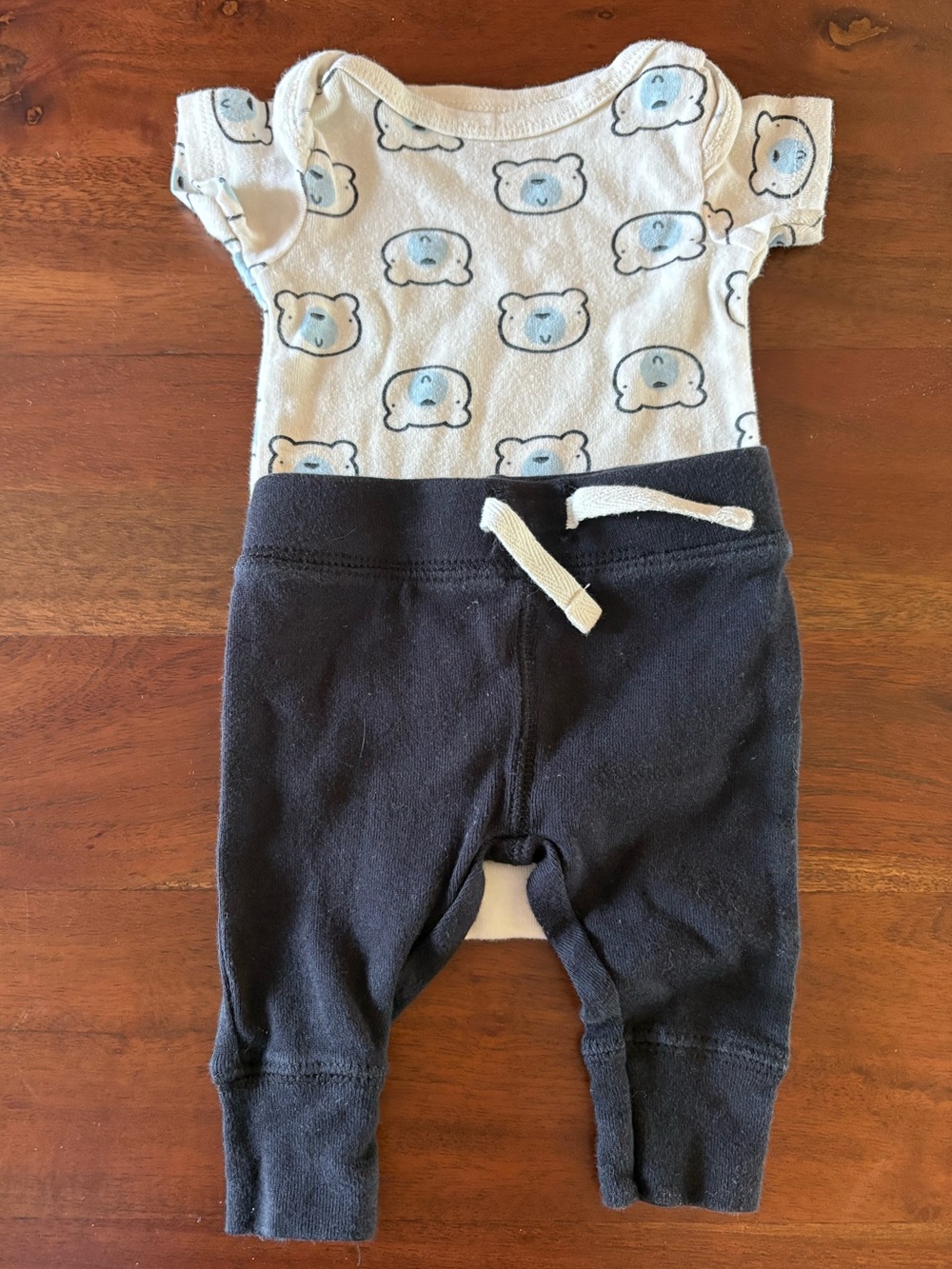 Newborn Gerber bears onsie with black pants outfit